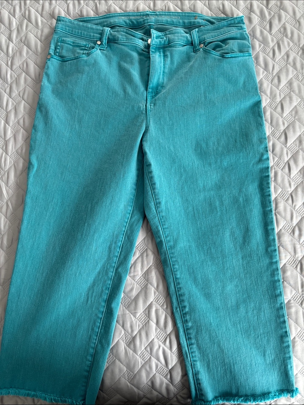 Chico's Bright Teal Cropped Straight-Leg Jeans